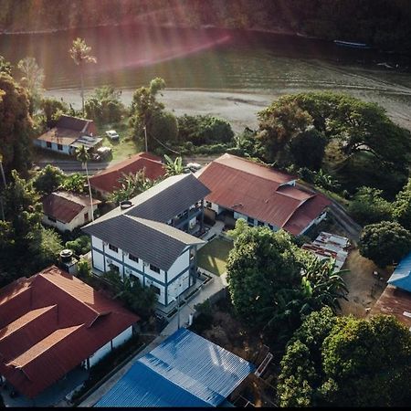 Tebing Guest House Taman Negara Malaysia Куала-Тахан Экстерьер фото