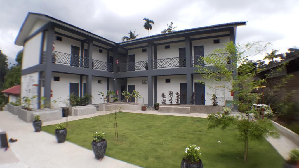 Tebing Guest House Taman Negara Malaysia Куала-Тахан Экстерьер фото
